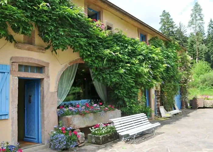 Отель De La Cholotte 3*