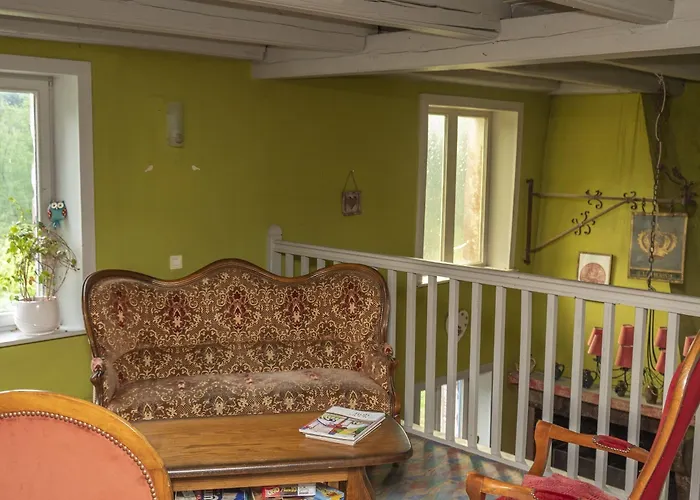 Отель De La Cholotte Les Rouges-Eaux