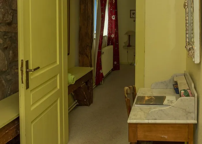 De La Cholotte Отель